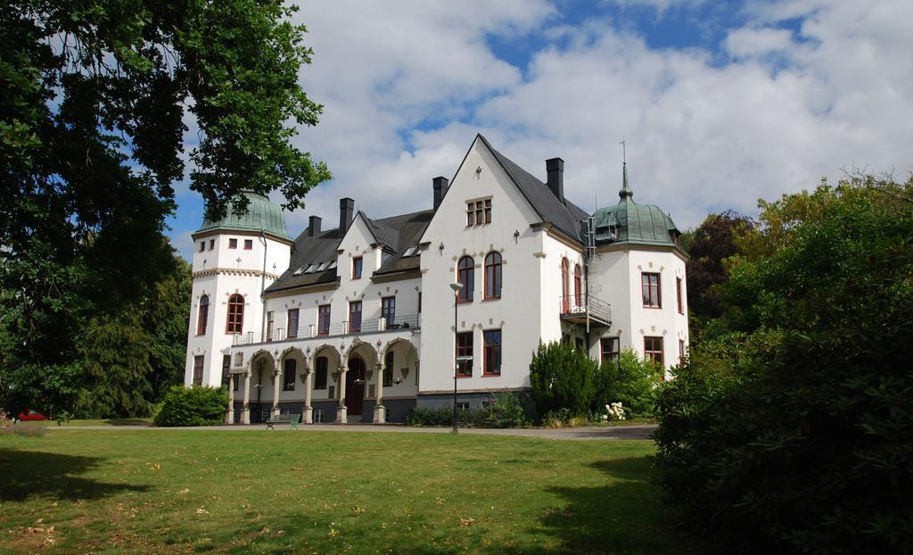 Hellidens Slott Hotel Tidaholm Exterior foto